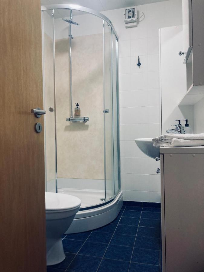 Downtown North Apartment آكيورِيْري المظهر الخارجي الصورة