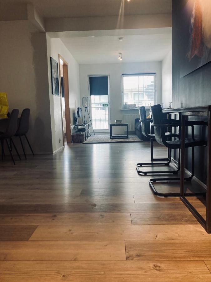 Downtown North Apartment آكيورِيْري المظهر الخارجي الصورة